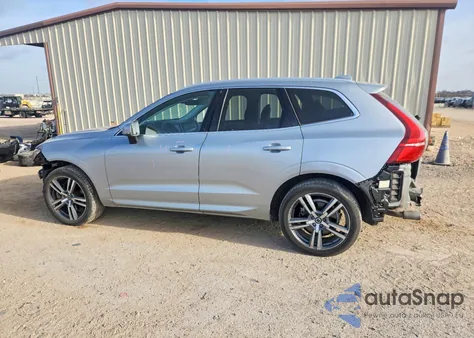 2018 Volvo Xc60 T6 Momentum z USA, uszkodzony, nr VIN YV4A22RK1J1095093